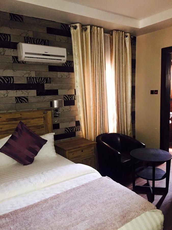 Villa Toscana Hotel And Suits Lagos Eksteriør billede